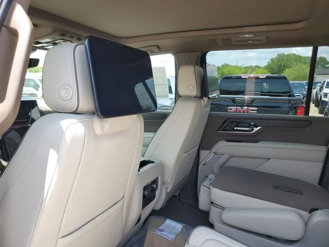 Nuevos GMC YUKON XL à Estados chez autogozo