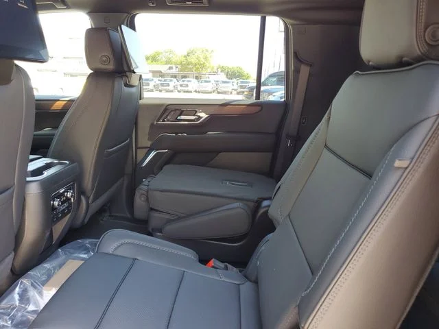 Nuevos GMC YUKON XL à Estados chez autogozo