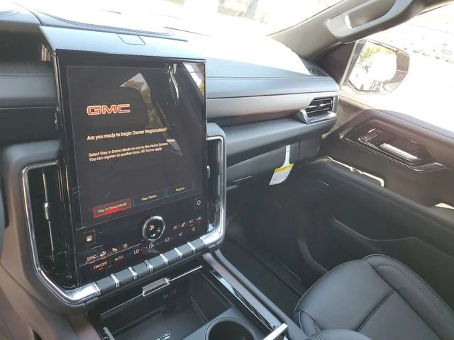Nuevos GMC YUKON XL à Estados chez autogozo