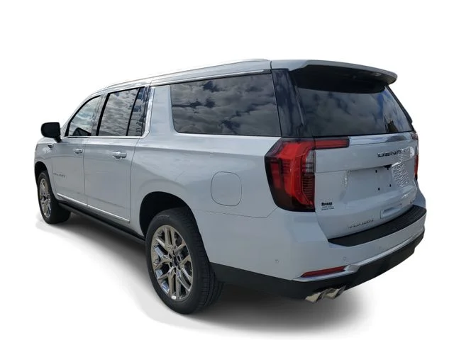 Nuevos GMC YUKON XL à Estados chez autogozo
