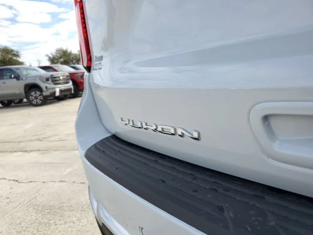 Nuevos GMC YUKON XL à Estados chez autogozo