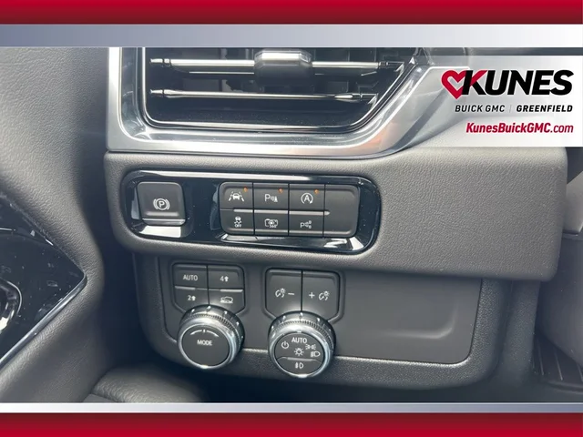 Nuevos GMC YUKON XL à Estados chez autogozo
