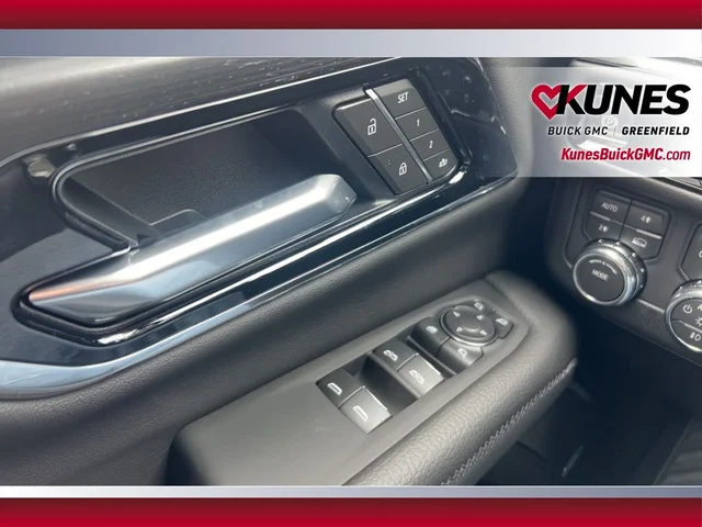 Nuevos GMC YUKON XL à Estados chez autogozo