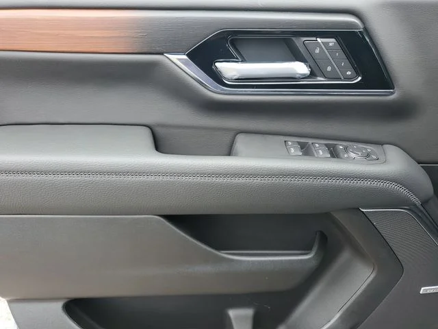 Nuevos GMC YUKON XL à Estados chez autogozo