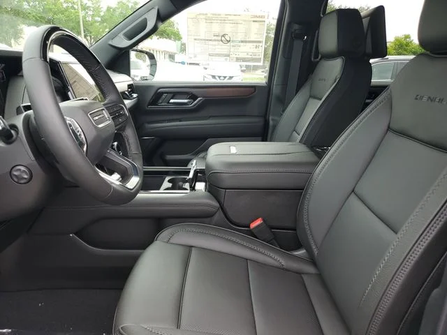 Nuevos GMC YUKON XL à Estados chez autogozo