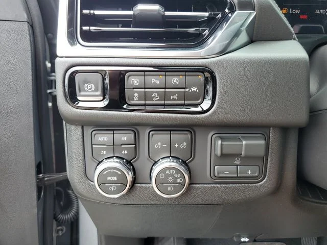 Nuevos GMC YUKON XL à Estados chez autogozo