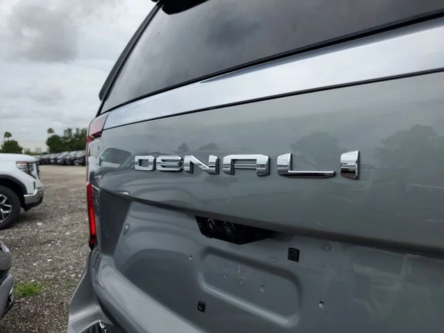 Nuevos GMC YUKON XL à Estados chez autogozo