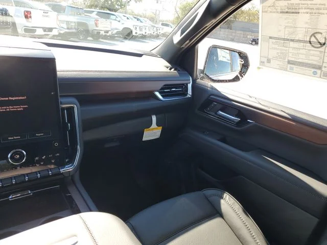 Nuevos GMC YUKON XL à Estados chez autogozo