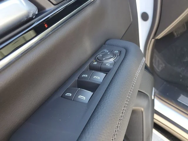 Nuevos GMC YUKON XL à Estados chez autogozo