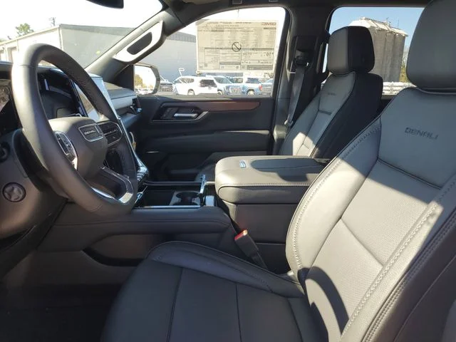 Nuevos GMC YUKON XL à Estados chez autogozo