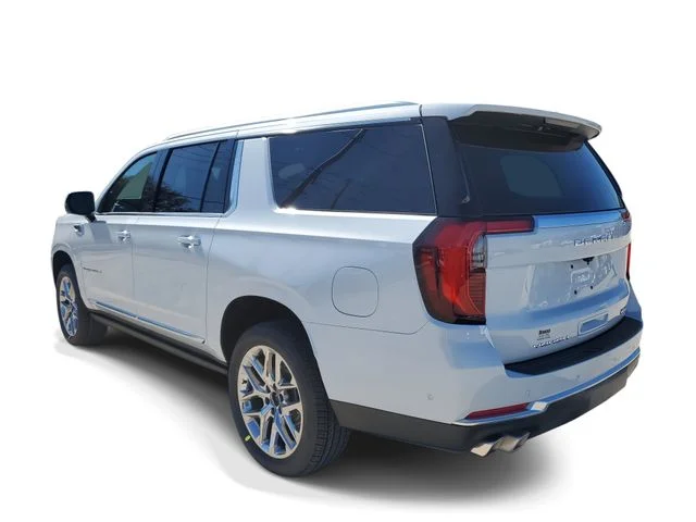 Nuevos GMC YUKON XL à Estados chez autogozo