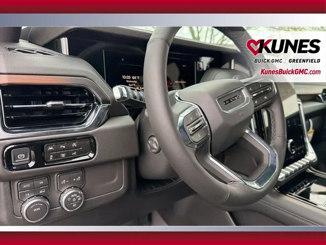 Nuevos GMC YUKON XL à Estados chez autogozo