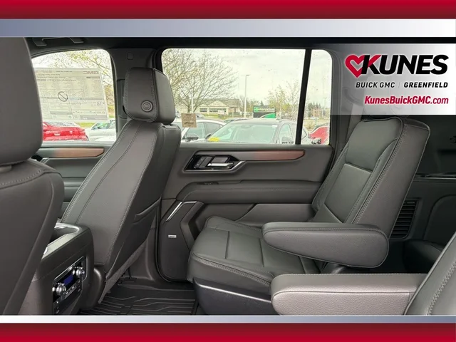 Nuevos GMC YUKON XL à Estados chez autogozo