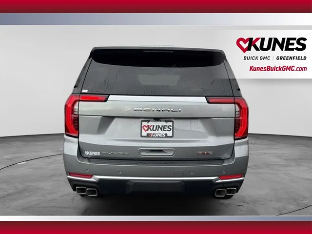 Nuevos GMC YUKON XL à Estados chez autogozo
