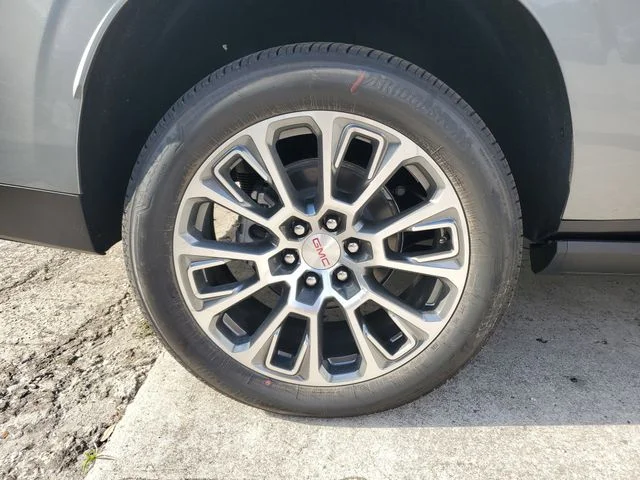 Nuevos GMC YUKON XL à Estados chez autogozo