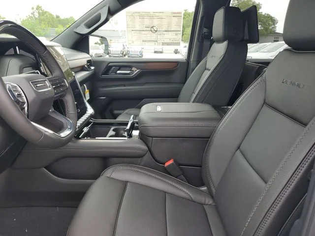 Nuevos GMC YUKON XL à Estados chez autogozo