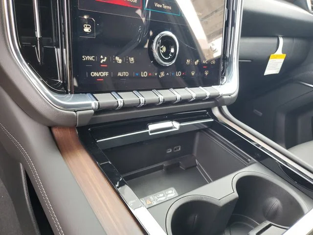 Nuevos GMC YUKON XL à Estados chez autogozo