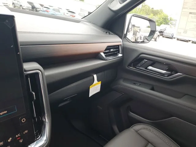 Nuevos GMC YUKON XL à Estados chez autogozo