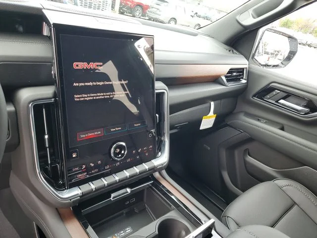 Nuevos GMC YUKON XL à Estados chez autogozo