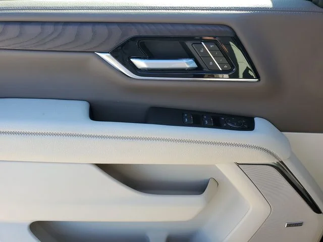 Nuevos GMC YUKON XL à Estados chez autogozo