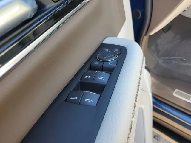 Nuevos GMC YUKON XL à Estados chez autogozo