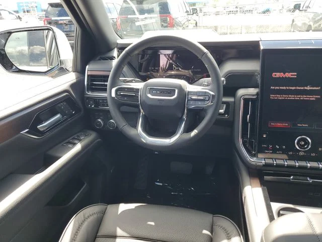 Nuevos GMC YUKON XL à Estados chez autogozo