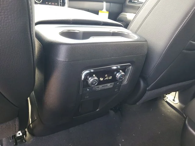 Nuevos GMC YUKON XL à Estados chez autogozo