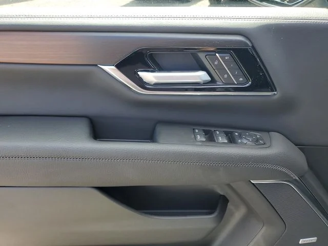 Nuevos GMC YUKON XL à Estados chez autogozo