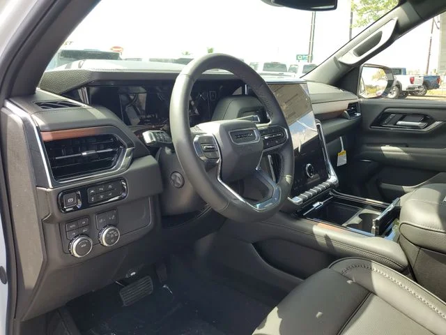 Nuevos GMC YUKON XL à Estados chez autogozo