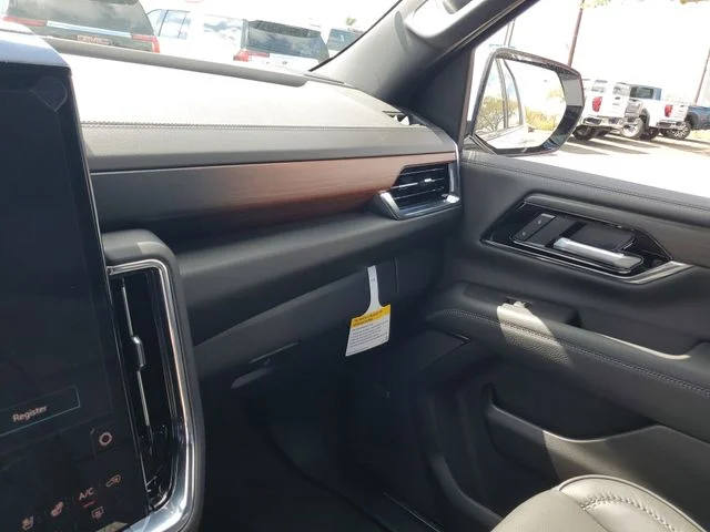 Nuevos GMC YUKON XL à Estados chez autogozo