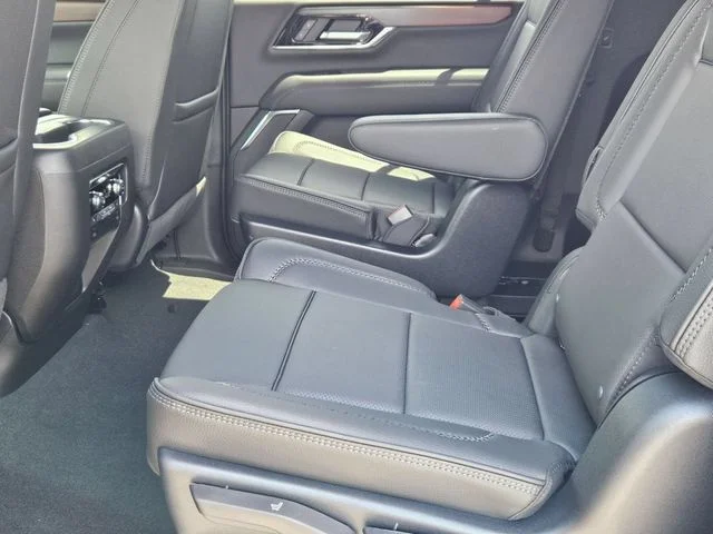 Nuevos GMC YUKON XL à Estados chez autogozo