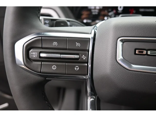 Nuevos GMC YUKON XL à Estados chez autogozo