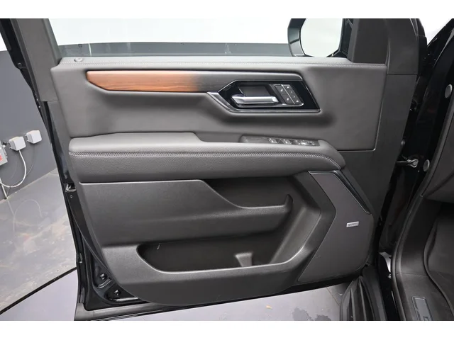 Nuevos GMC YUKON XL à Estados chez autogozo