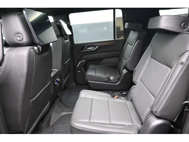 Nuevos GMC YUKON XL à Estados chez autogozo