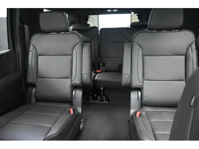 Nuevos GMC YUKON XL à Estados chez autogozo