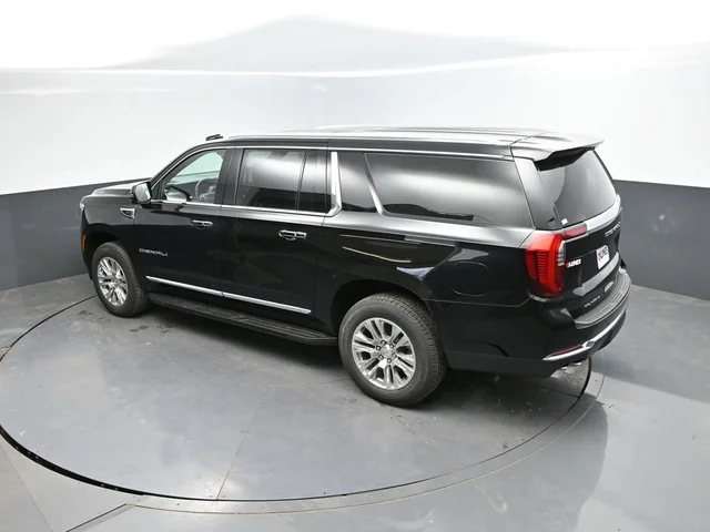 Nuevos GMC YUKON XL à Estados chez autogozo