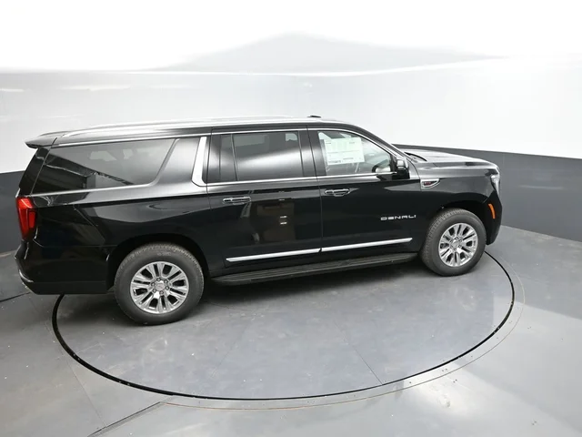 Nuevos GMC YUKON XL à Estados chez autogozo