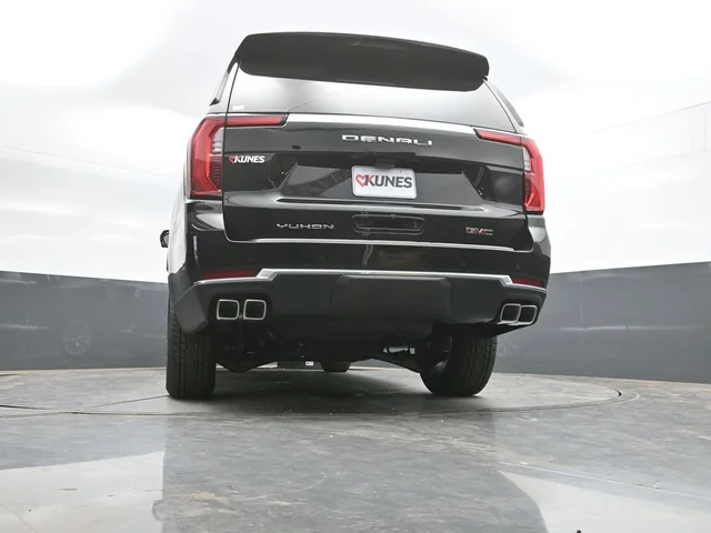Nuevos GMC YUKON XL à Estados chez autogozo
