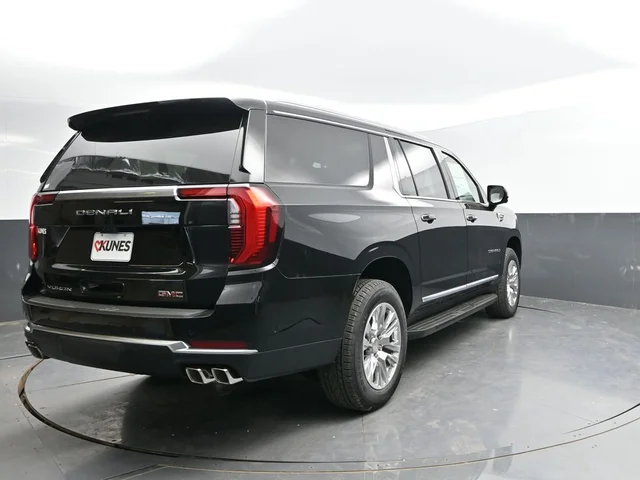 Nuevos GMC YUKON XL à Estados chez autogozo