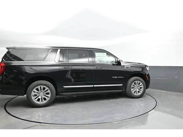 Nuevos GMC YUKON XL à Estados chez autogozo