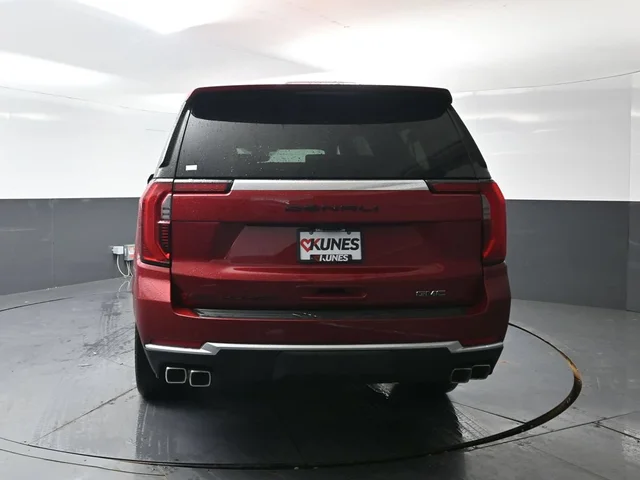 Nuevos GMC YUKON XL à Estados chez autogozo