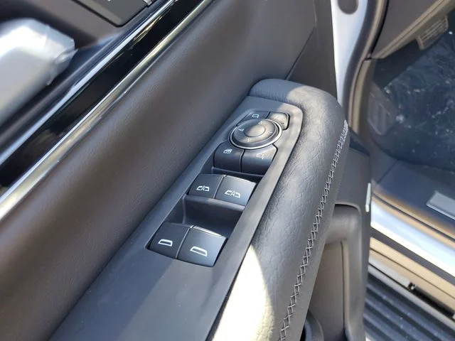 Nuevos GMC YUKON XL à Estados chez autogozo