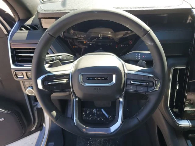 Nuevos GMC YUKON XL à Estados chez autogozo