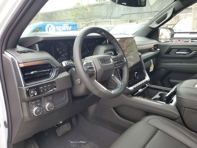 Nuevos GMC YUKON XL à Estados chez autogozo