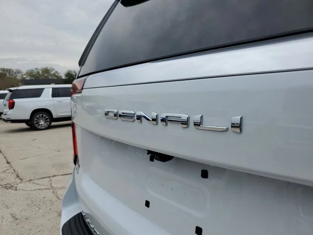 Nuevos GMC YUKON XL à Estados chez autogozo