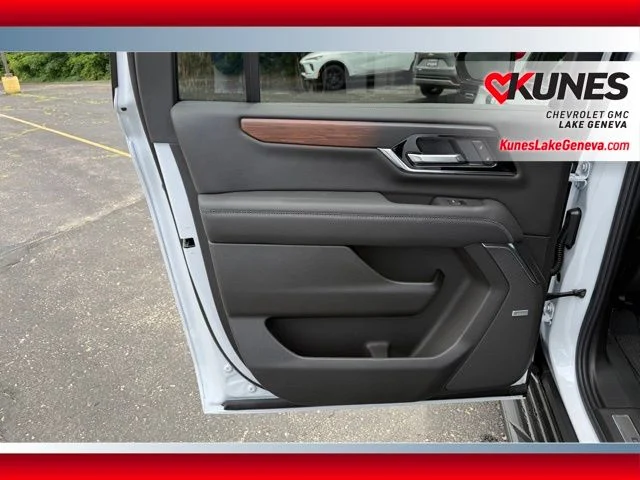 Nuevos GMC YUKON XL à Estados chez autogozo