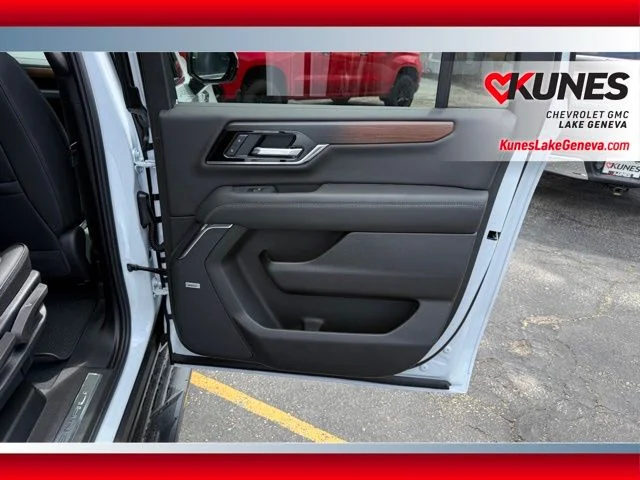 Nuevos GMC YUKON XL à Estados chez autogozo