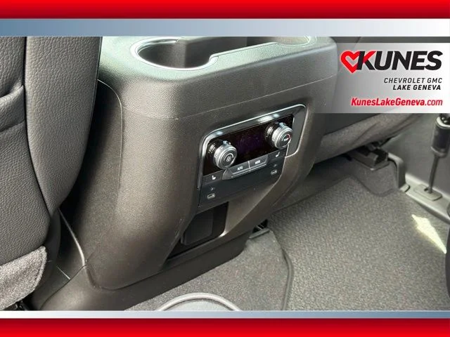 Nuevos GMC YUKON XL à Estados chez autogozo