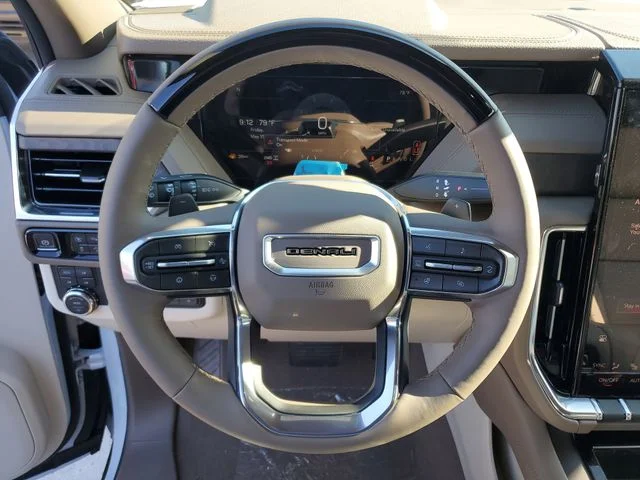Nuevos GMC YUKON XL à Estados chez autogozo