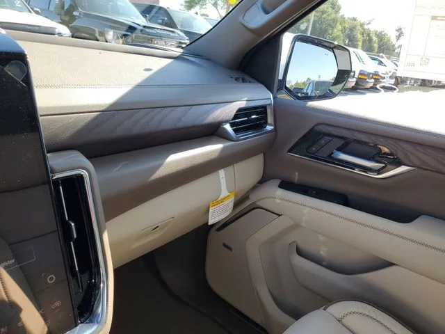 Nuevos GMC YUKON XL à Estados chez autogozo